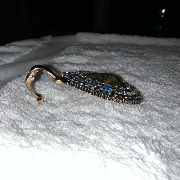 Premier Design, gold & silver necklace pendent, silver, gold, greenish stone - Picture 11 of 11